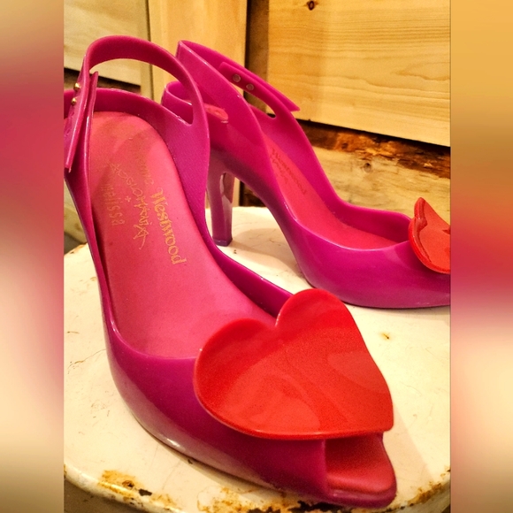 Vivienne Westwood ANGLOMANIA Jelly Heals - Picture 1 of 4